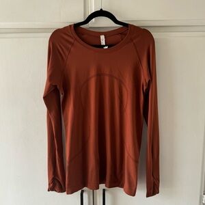 Lululemon racer long sleeve